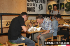 ��С������С����˻𱬣����ձ���������ˮ����