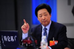 ��ʿ�룺һ����Ӫ��ҵ�ҵĸ���뵣��