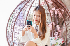 ���ڳ��κð�������Galaxy A8s���ó̶��˶��