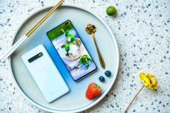 ȫ��λ���ģ�������Galaxy S10+��Ϊ�콢��Ʒ�еĵ䷶